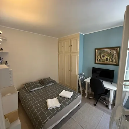 Comfortable Flat In - Close To Paris