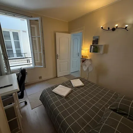 Comfortable Flat In - Close To Paris